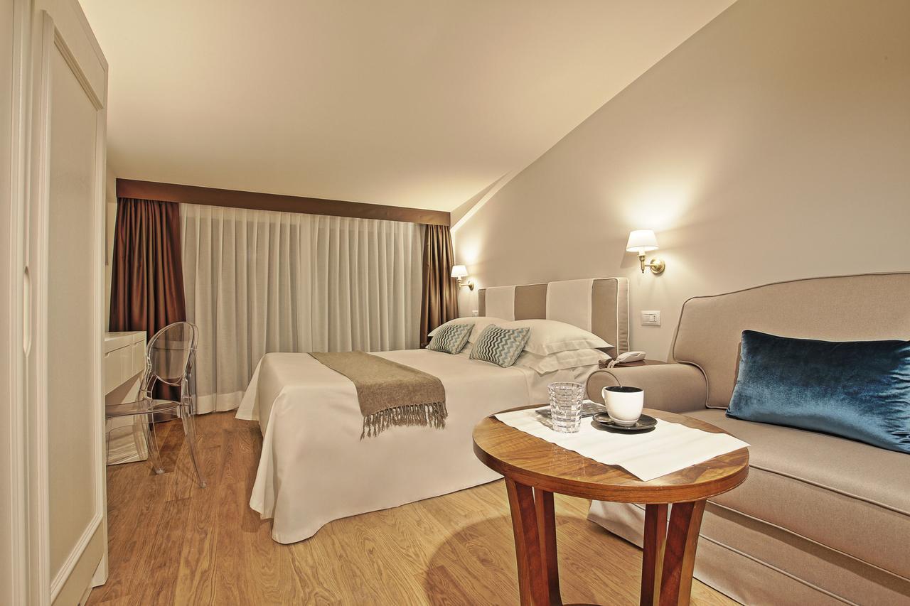 Bergamo Inn Bagian luar foto